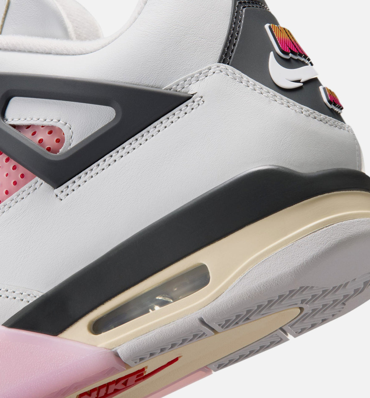 Air Jordan 4 Retro Comic – Men's Lifestyle Shoe in Off White/Fire Pink/Anthracite