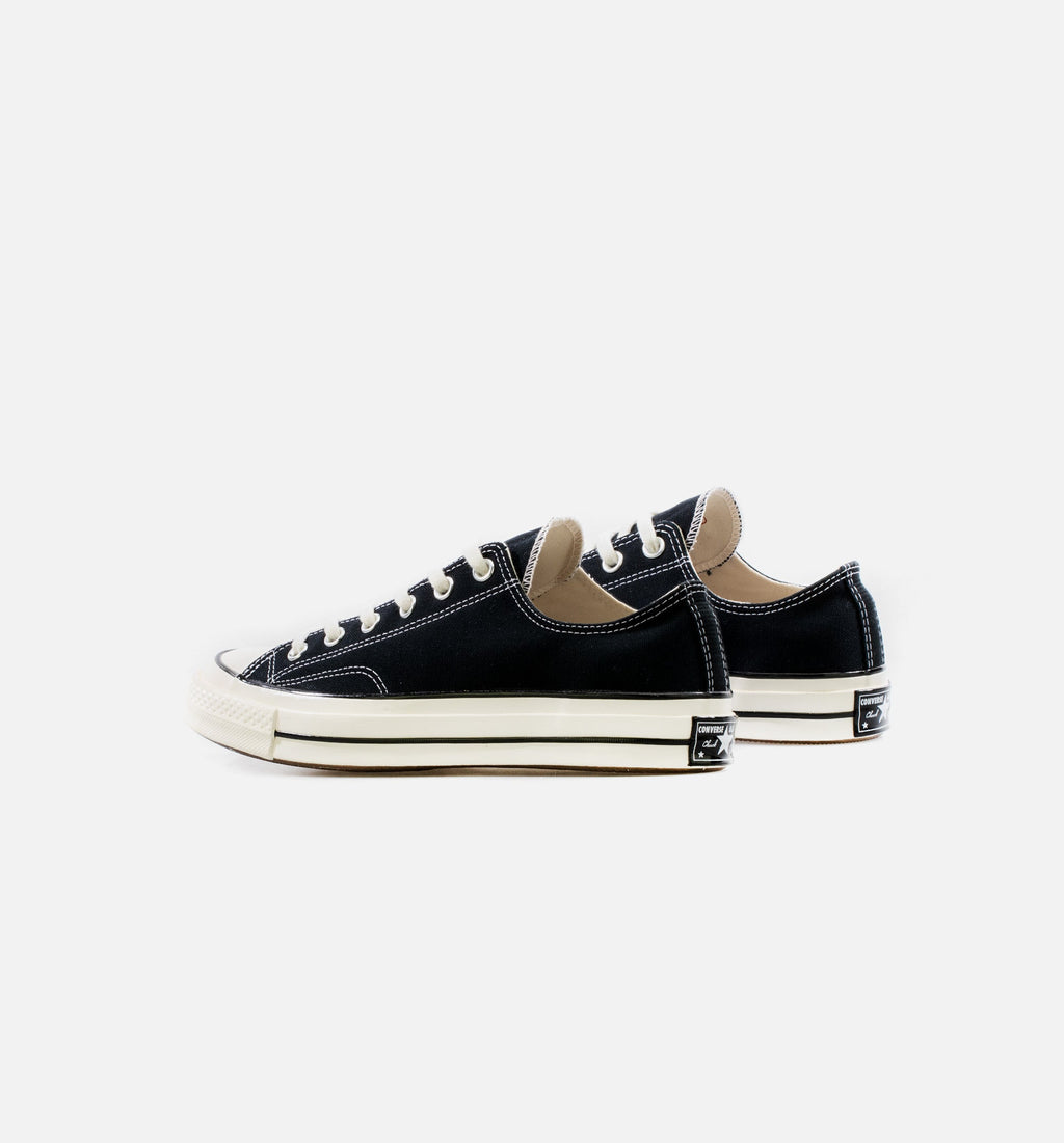 Chuck 70 Low Top – Men's Lifestyle Shoe in Black/White