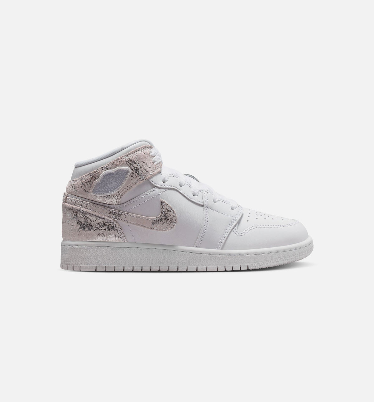 Air Jordan 1 Mid SE – Grade School Lifestyle Shoe in White/Field Silver