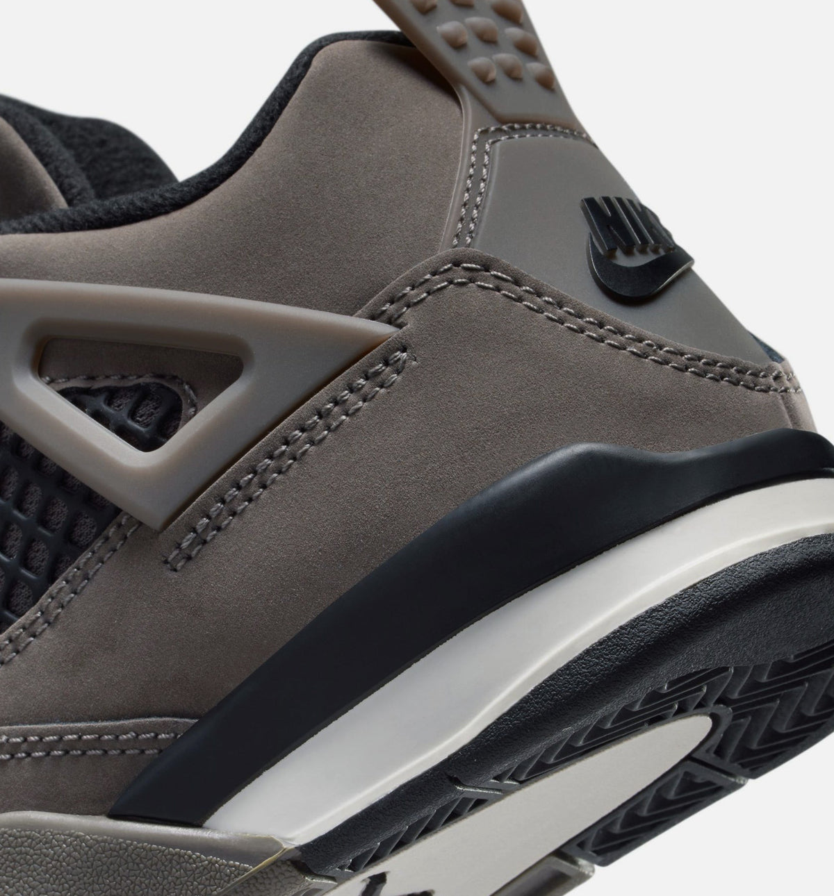 Air Jordan 4 Retro Cave Stone and Black – Preschool Lifestyle Shoe in Cave Stone/Black/Moon Particle