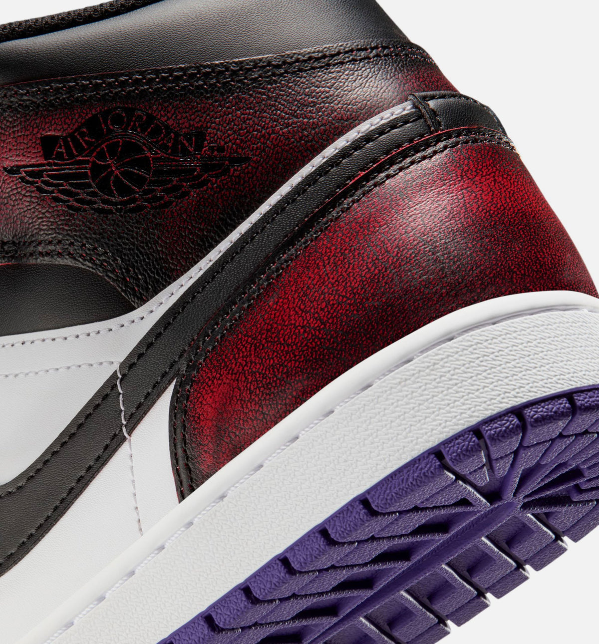 Air Jordan 1 Mid SE – Men's Lifestyle Shoe in True Red/White/Court Purple/Black