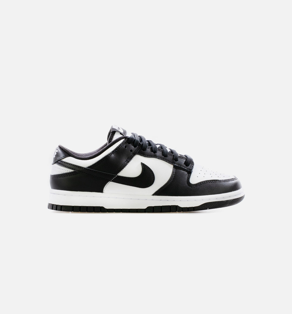 Dunk Low – Men's Lifestyle Shoe in Black/White