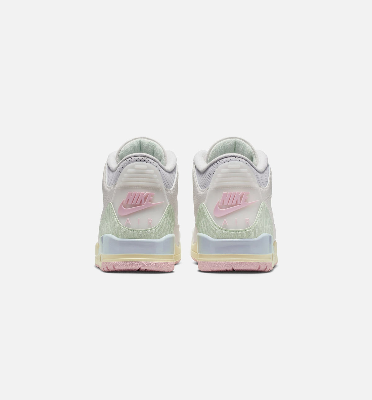 Air Jordan 3 Retro Sail and Jade Aura – Men's Lifestyle Shoe in Sail/Jade Aura/Aura/Iced Carmine